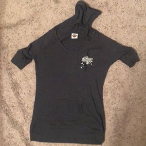 HD Top w/hoodie